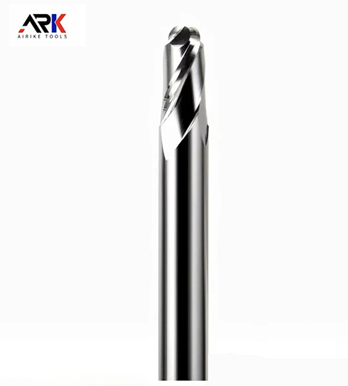 용접 밀링 커터의 회전 속도를 선택하는 방법은 무엇입니까? 공장은 설명