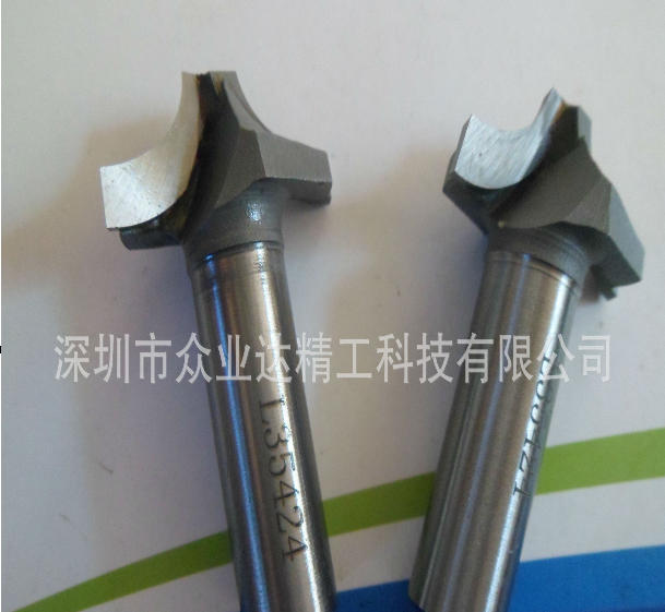 용접 밀링 커터의 회전 속도와 공급 속도는 얼마입니까?